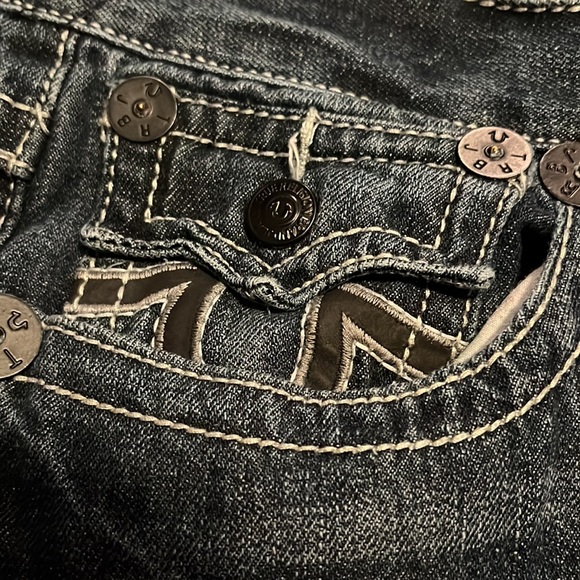 TRUE RELIGION RAINBOW BILLY FLAP POCKET Men’s Denim Blue Jeans Size 34 - Picture 4 of 6